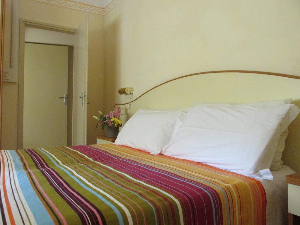Hotel Helvetia Milano Marittima Pokój zdjęcie